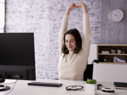 Standing Desks Vs. Sitting Desks (1)